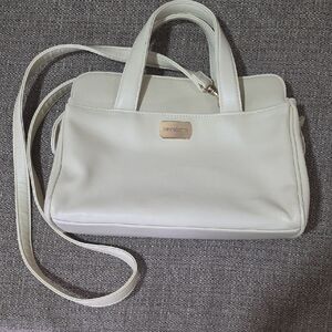 Liz Claiborne Cream Crossbody Bag